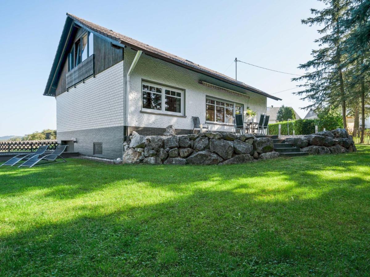 A Detached Holiday Home In A Highly Scenic Area Trierscheid 外观 照片
