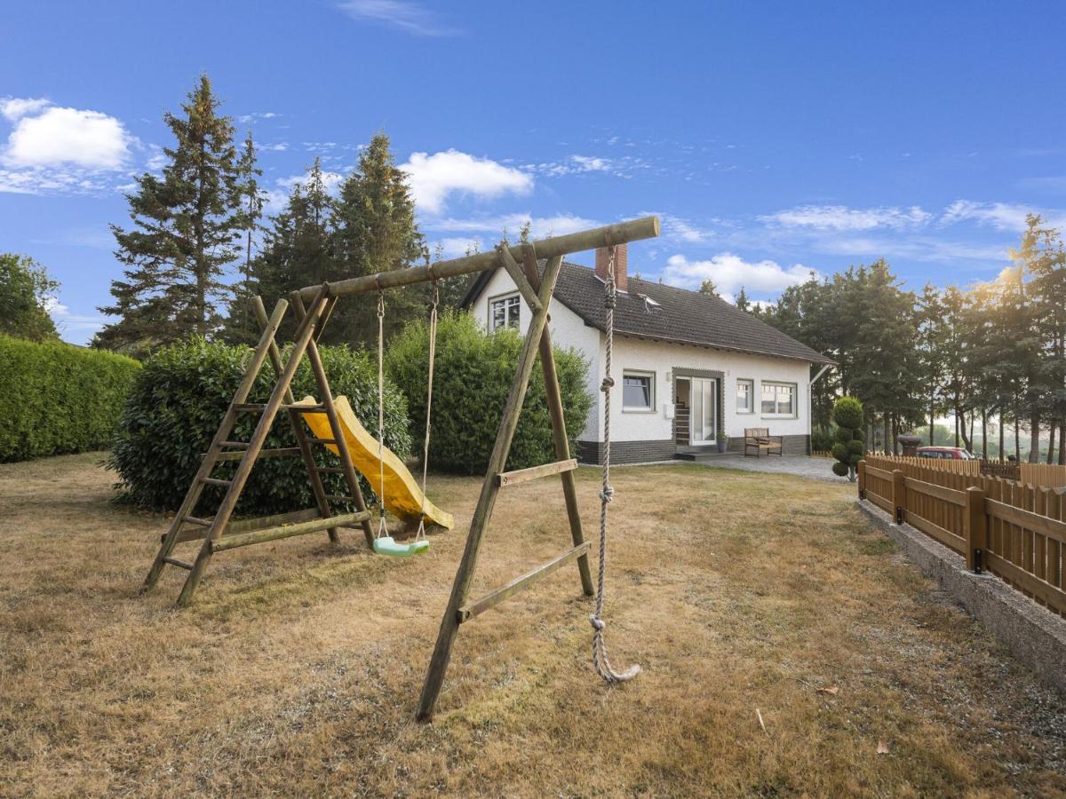 A Detached Holiday Home In A Highly Scenic Area Trierscheid 外观 照片